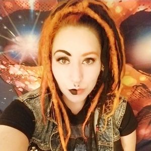 Meet your Posher, Naomi